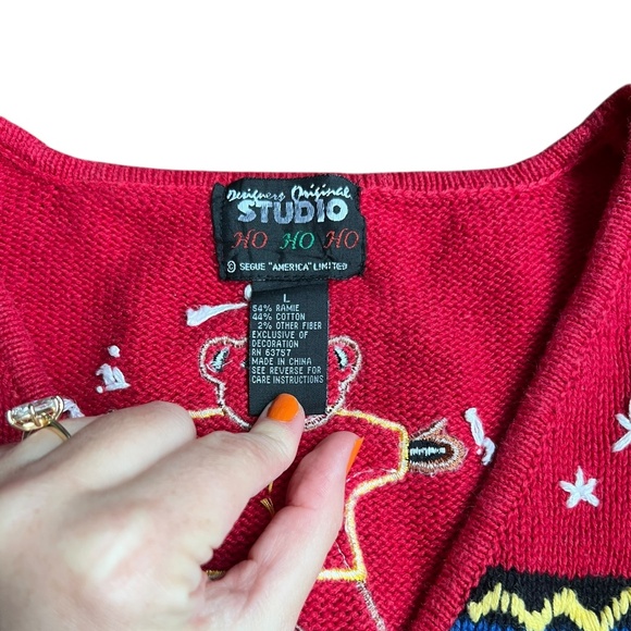 Vintage Festive "Ugly" Christmas Vest Large - Picture 2 of 3